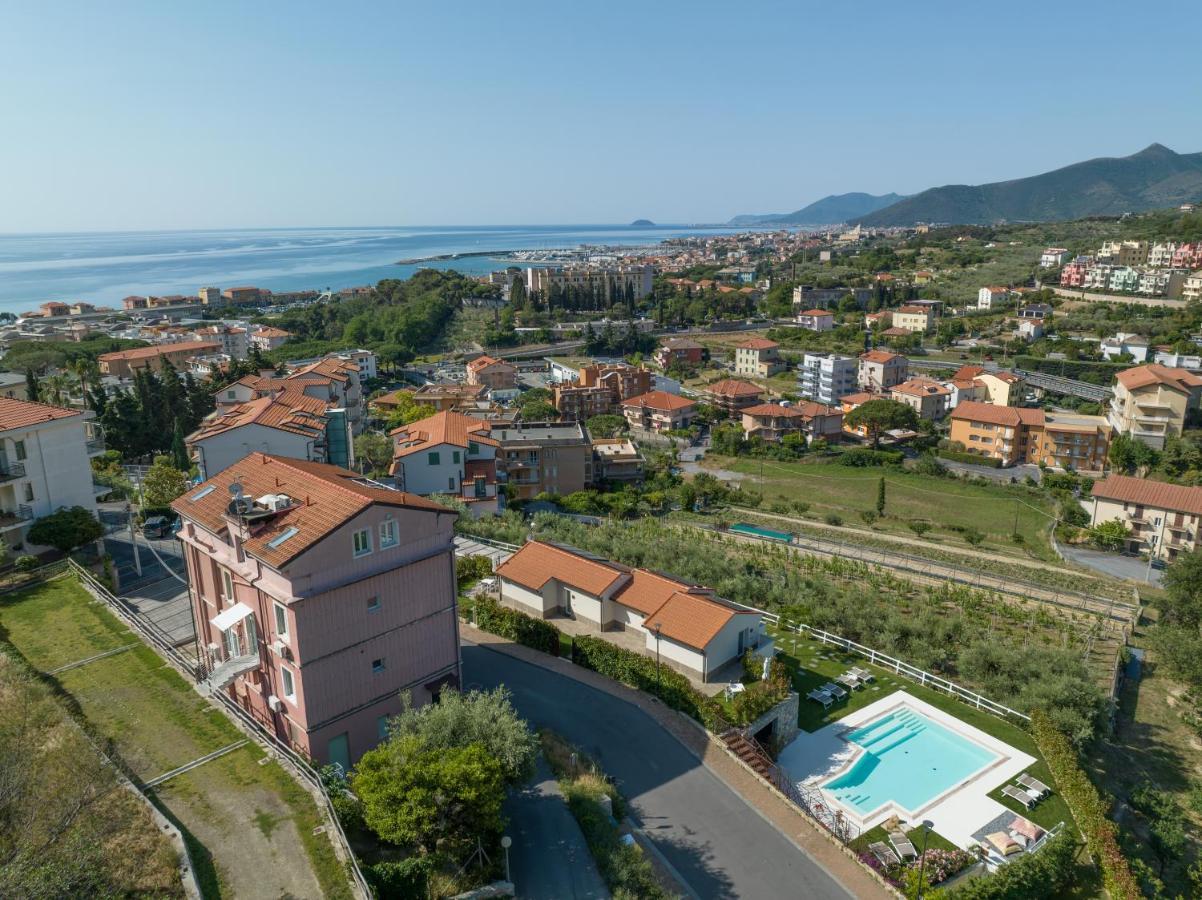 Appartamento Melograno "A Casa Felice" Pietra Ligure Exterior foto